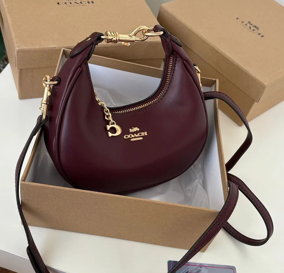 STUNNING BAGS