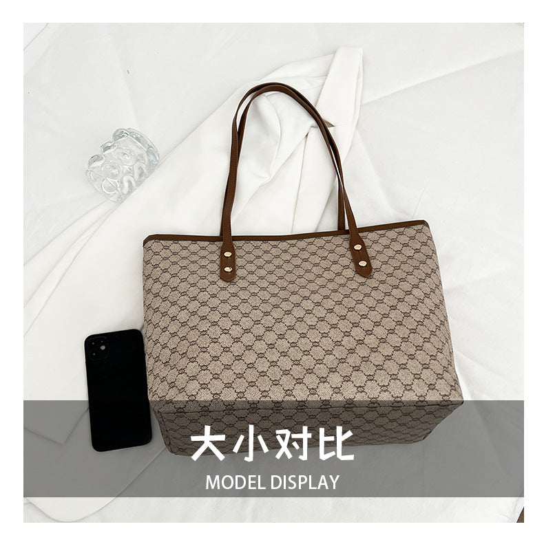 Classic Geometric Pattern Large Capacity Shoulder Tote