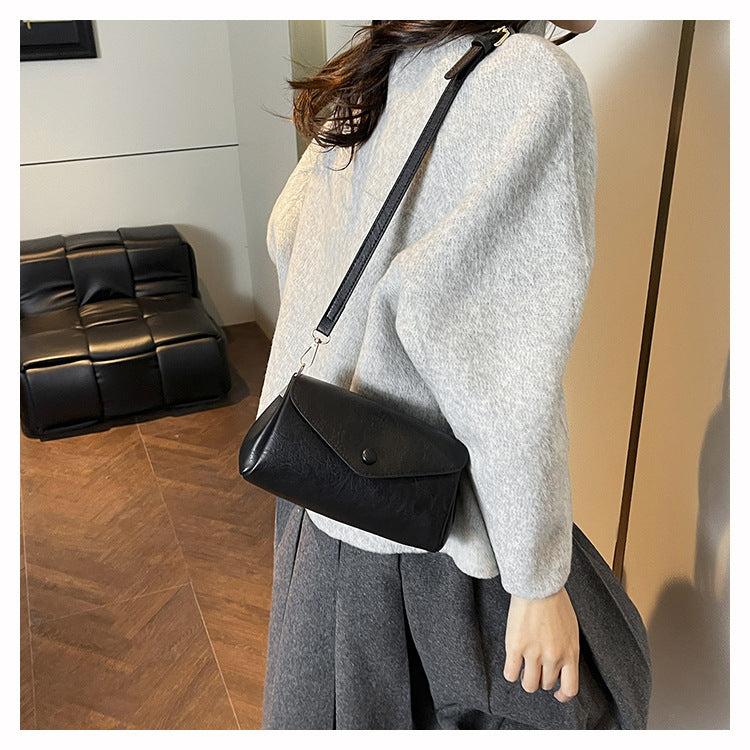 Classic Envelope Flap Crossbody Bag