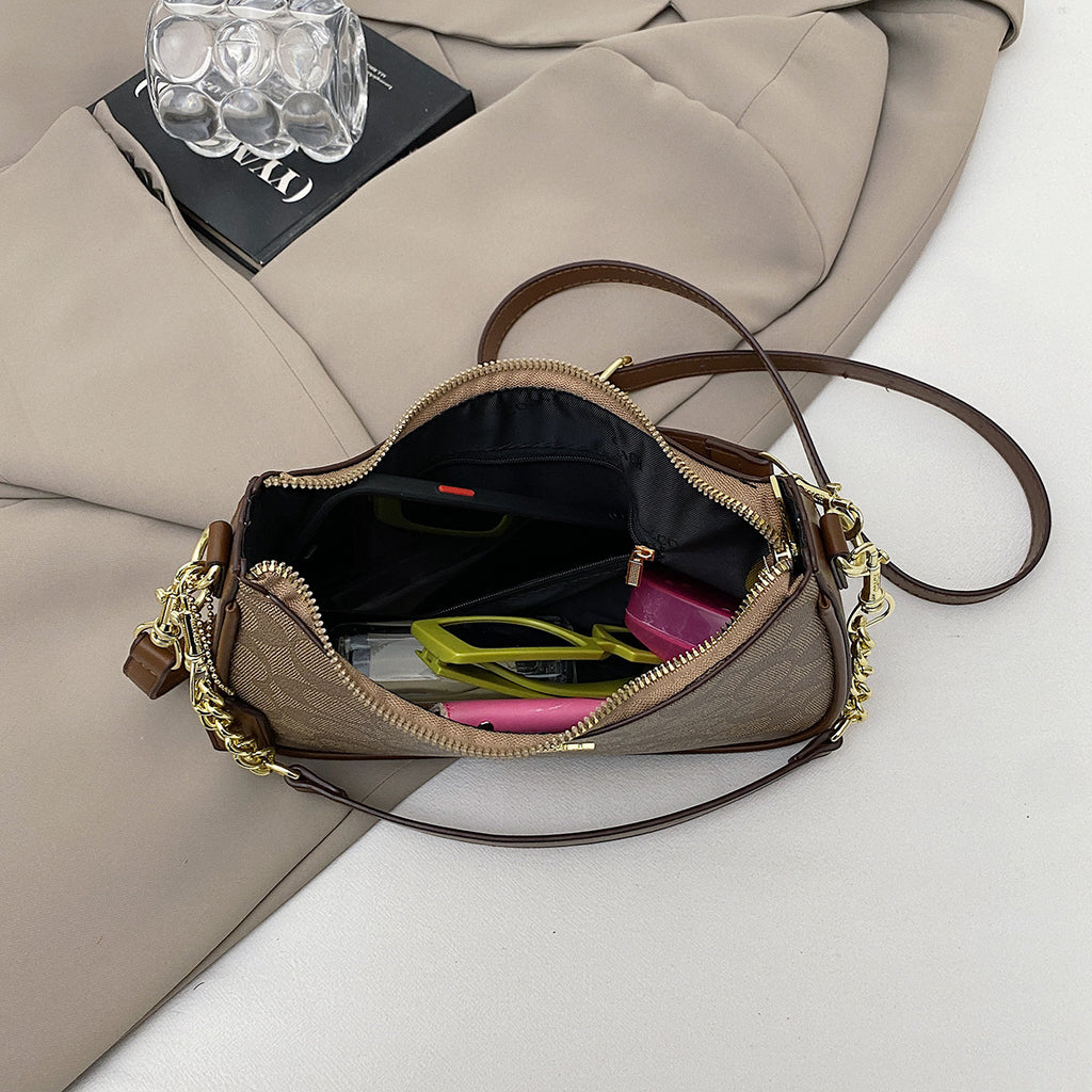 Coach Teri Shoulder Bag – Signature Canvas