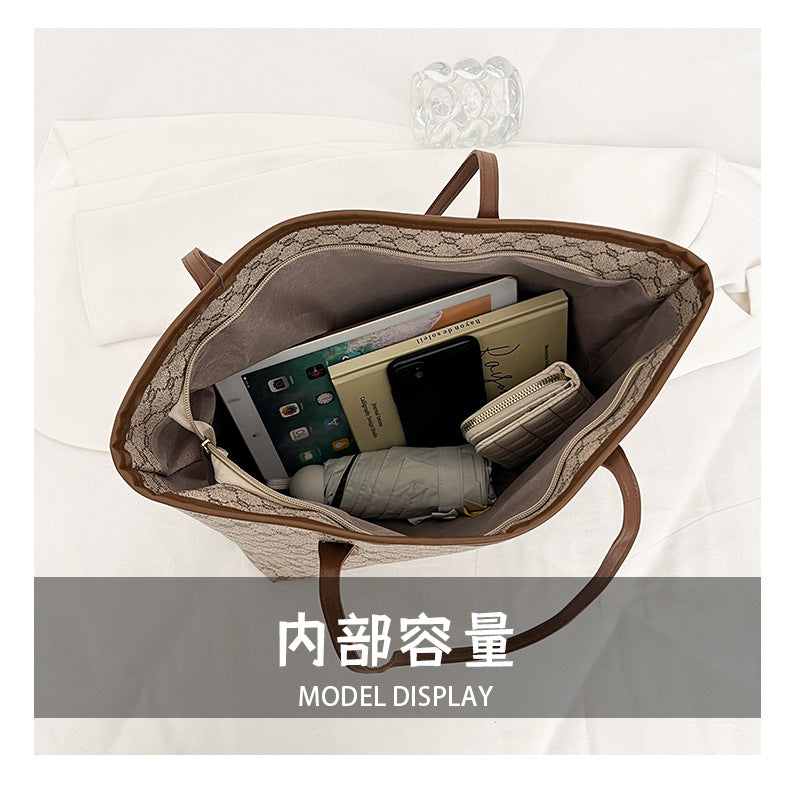 Classic Geometric Pattern Large Capacity Shoulder Tote