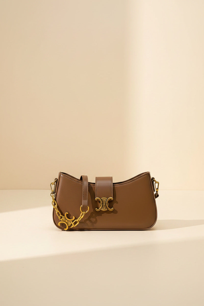 Chic Triomphe Clasp Shoulder Bag with Chain & Belt Straps