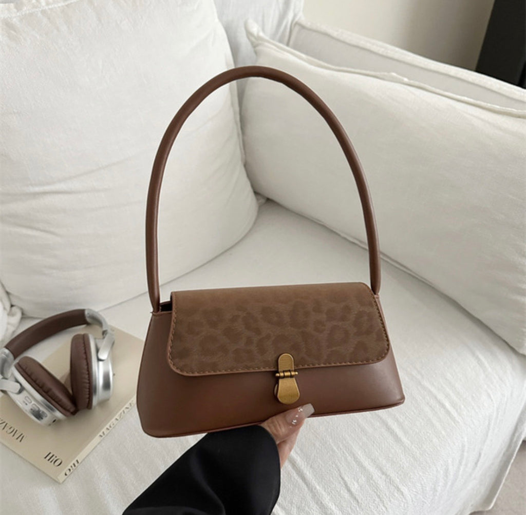 LEOPARD PRINT FRENCH BAG